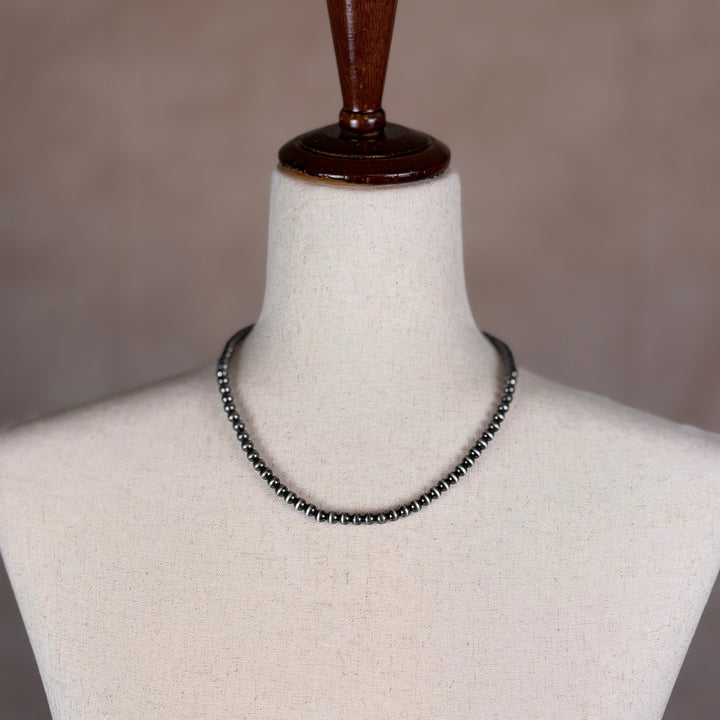 Navajo-Inspired Pearl Necklace | Short | 6mm