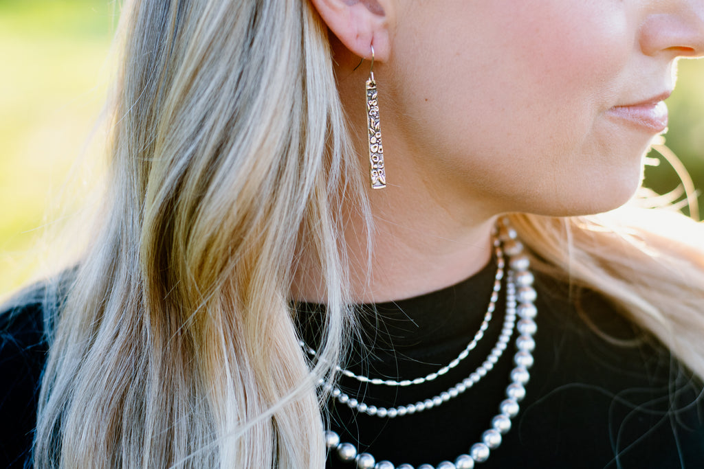 Silver Spur Layered Necklace Set